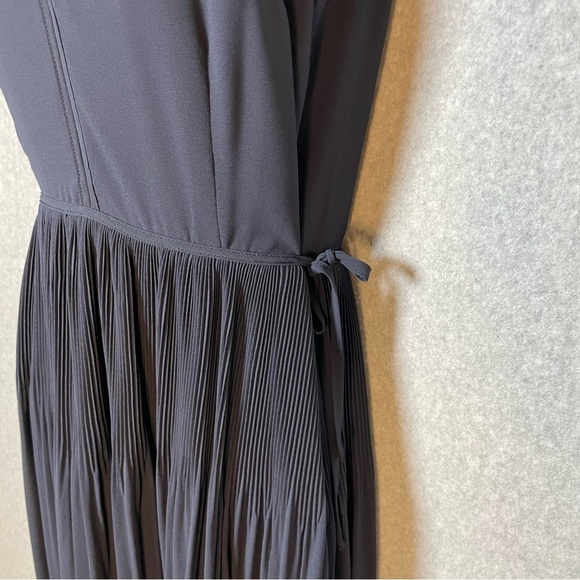 Gap Flutter Sleeve  Cinch Waist Navy Blue Midi Dress - Picture 10 of 13